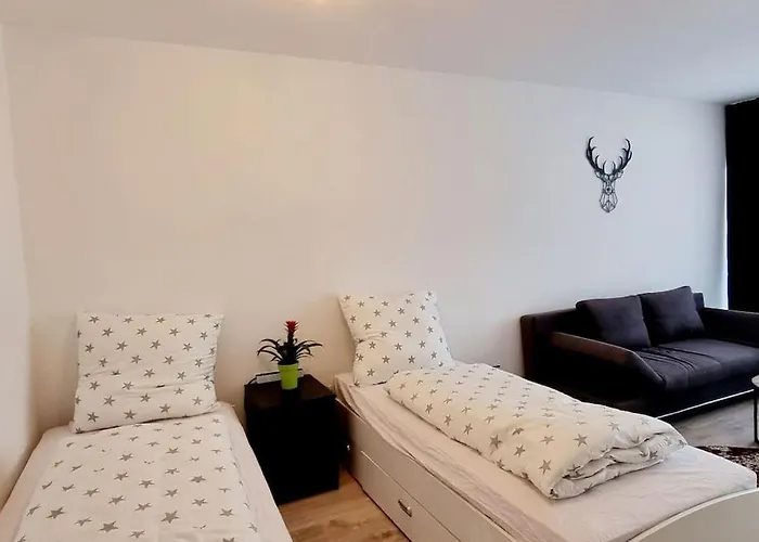 Schoenes In Erkrath, Naehe Duesseldorf 埃克拉特